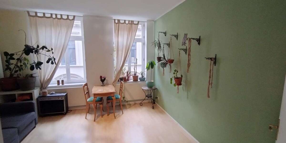 Etagenwohnung Halle Altstadt - 3 Zimmer, 71 m&sup2;, 660&euro; | Angebot:26276584