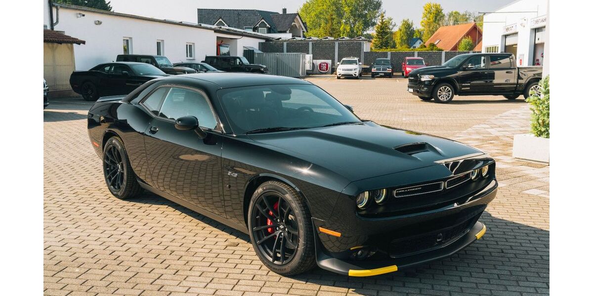 Dodge Challenger 7.011 km 47.870 &euro; Landsberg OT Oppin 06188
