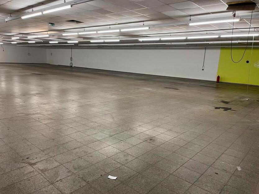 Gewerbeimmobilien zur Miete in 06118 HalleSaale