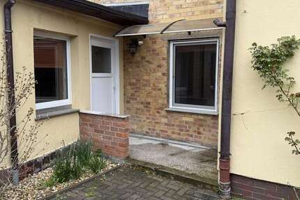 Zimmer Bitterfeld Holzweißig - 1 Zimmer, 600&euro; | Angebot:26217157