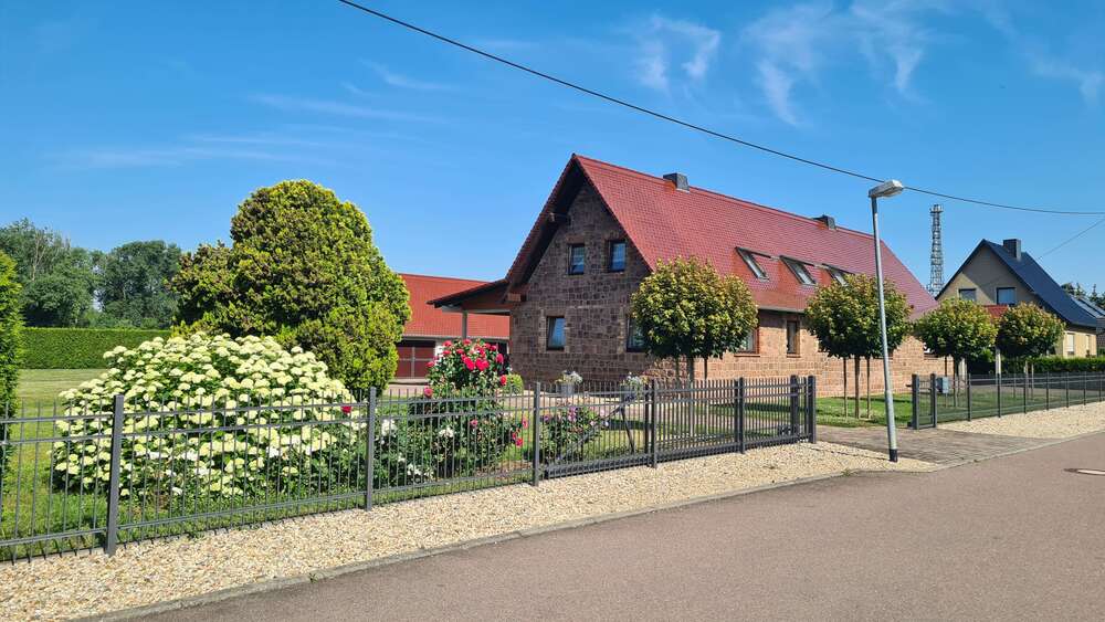 Einfamilienhaus Petersberg - 8 Zimmer, 237 m&sup2;, 749.000&euro; | Angebot:27182894