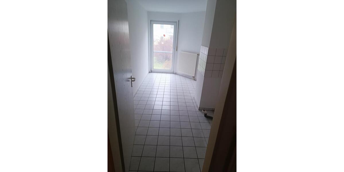 Erdgeschoßwohnung Bad Lauchstädt - 2 Zimmer, 72 m&sup2;, 99.000&euro; | Angebot:25960713