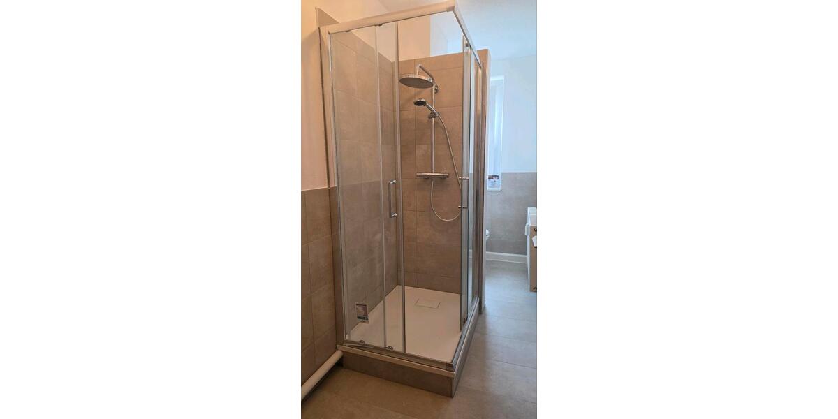 Etagenwohnung Halle (Saale) Gesundbrunnen - 3 Zimmer, 61 m&sup2;, 520&euro; | Angebot:26230969
