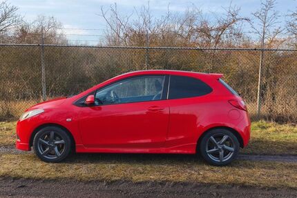 Mazda 2 113.900 km 3.800 &euro; Merseburg 06217