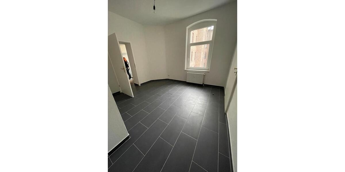 Etagenwohnung Halle (Saale) Am Wasserturm/Thaerviertel - 4 Zimmer, 110 m&sup2;, 305.000&euro; | Angebot:23553891