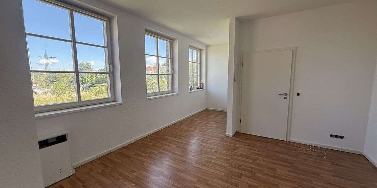 Etagenwohnung Bitterfeld Anhaltsiedlung - 2 Zimmer, 31 m&sup2;, 250&euro; | Angebot:26805274