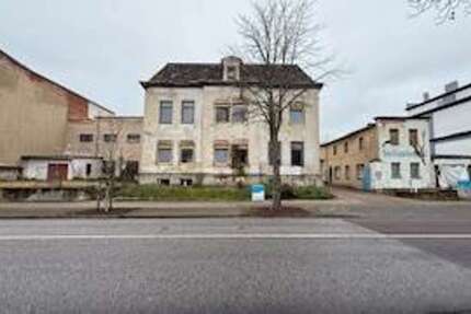 Halle in Köthen 99.000 € 2000 m² zimmer