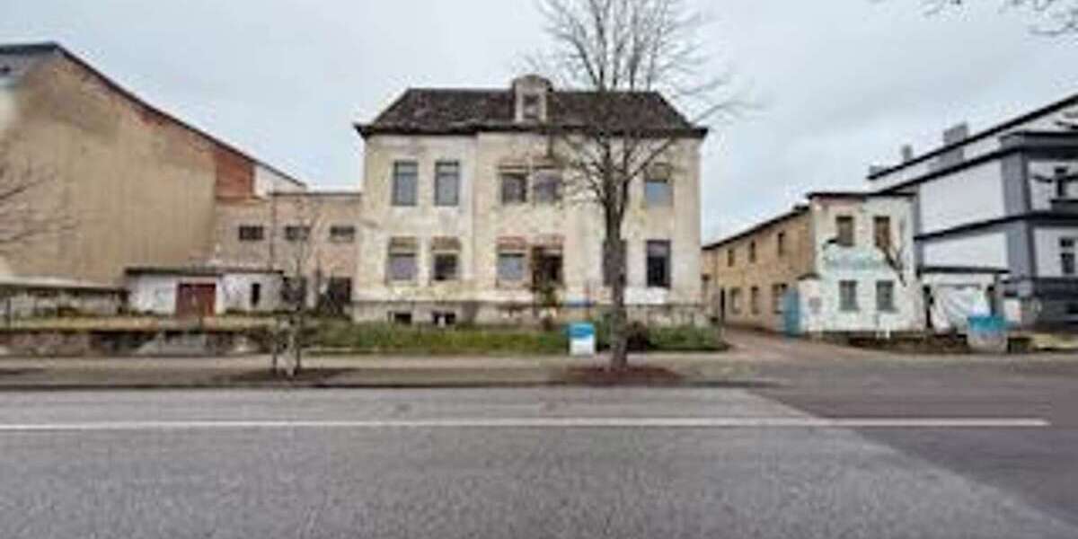 Halle in Köthen 99.000 € 2000 m² zimmer