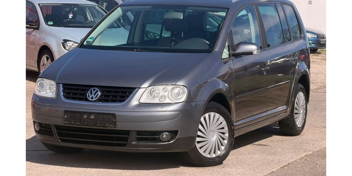 VW Touran 245.000 km 4.950 &euro; Bitterfeld 06749