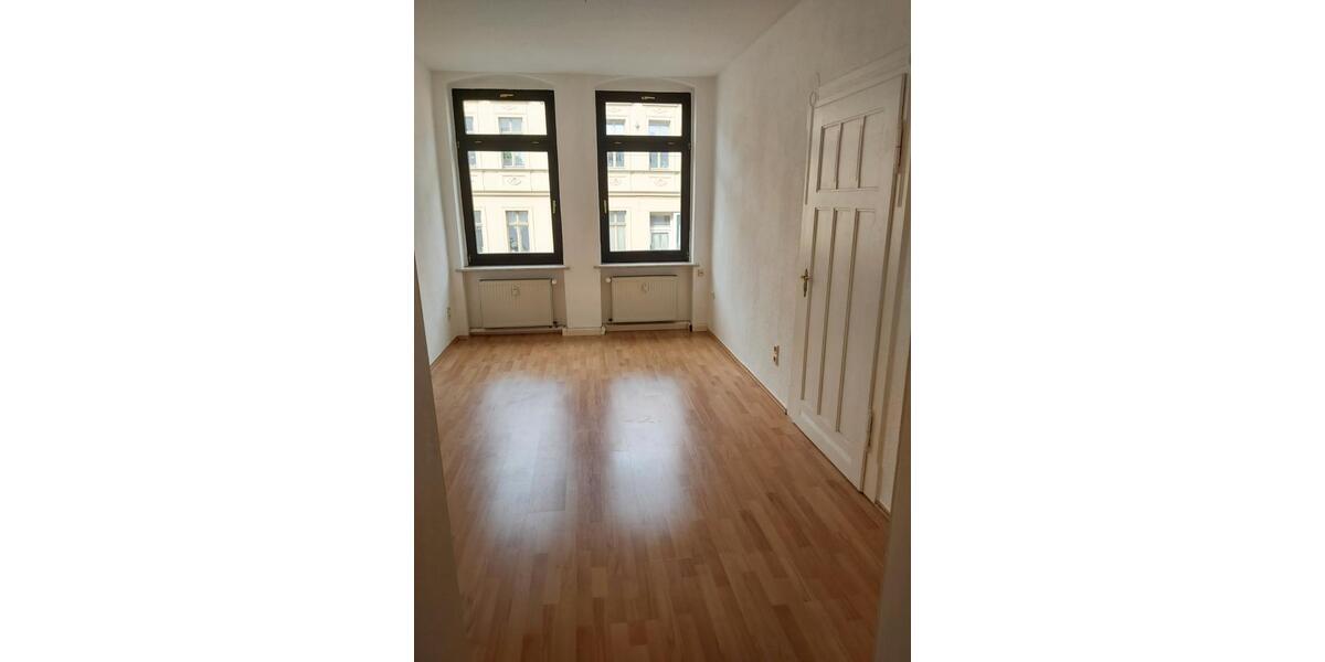 Erdgeschoßwohnung Halle (Saale) Am Wasserturm/Thaerviertel - 3 Zimmer, 72 m&sup2;, 600&euro; | Angebot:27627536