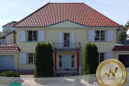 Haus zum Kaufen in Leipzig 899.000 € 160 m²