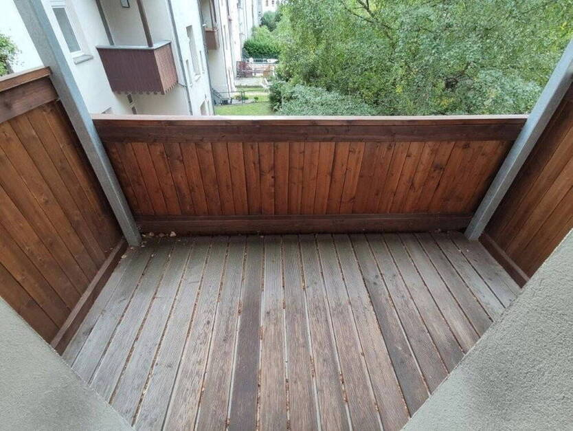 Fix & Fertig zum Neubezug ! 1,5 ZKB + schöner Balkon 51 qm frisch saniert sucht SIE!
