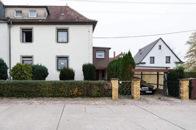 Haus zum Kaufen in Leipzig 340.000 € 163.34 m²