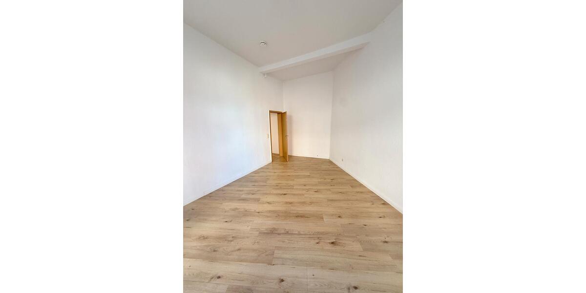 Etagenwohnung Halle (Saale) - 1 Zimmer, 52 m&sup2;, 480&euro; | Angebot:27628171