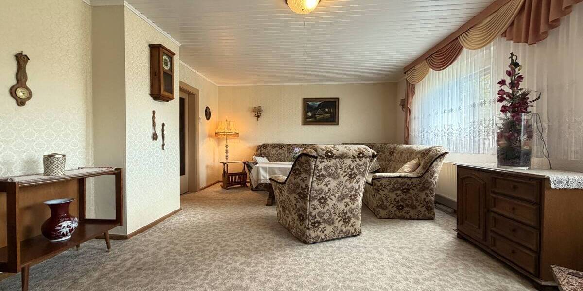 Doppelhaushälfte Bitterfeld-Wolfen Greppin - 4 Zimmer, 107 m&sup2;, 125.000&euro; | Angebot:26751001