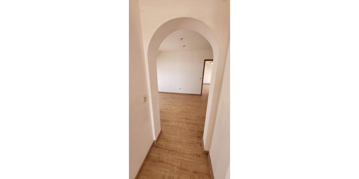 Dachgeschoßwohnung Delitzsch - 3 Zimmer, 73 m&sup2;, 600&euro; | Angebot:24763575