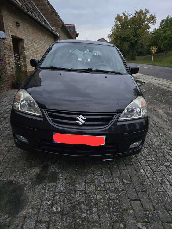 Suzuki Liana 14.500 km 2.500 € Oechlitz 06268