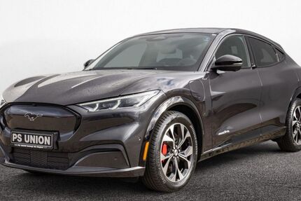 Ford Mustang Mach-E 60.371 km 32.990 € Halle(Saale) 06122