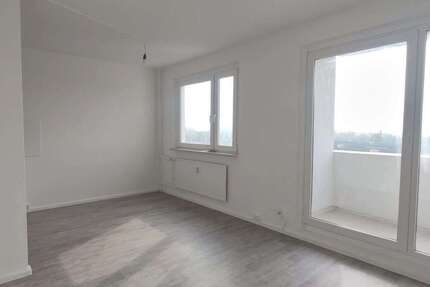 Wohnung Halle Silberhöhe - 5 Zimmer, 78 m&sup2;, 650&euro; | Angebot:26780381