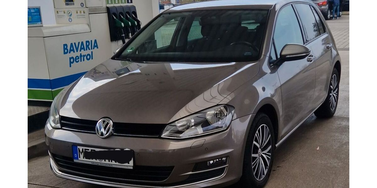 VW Golf 111.900 km 13.400 &euro; Bad Dürrenberg 06231