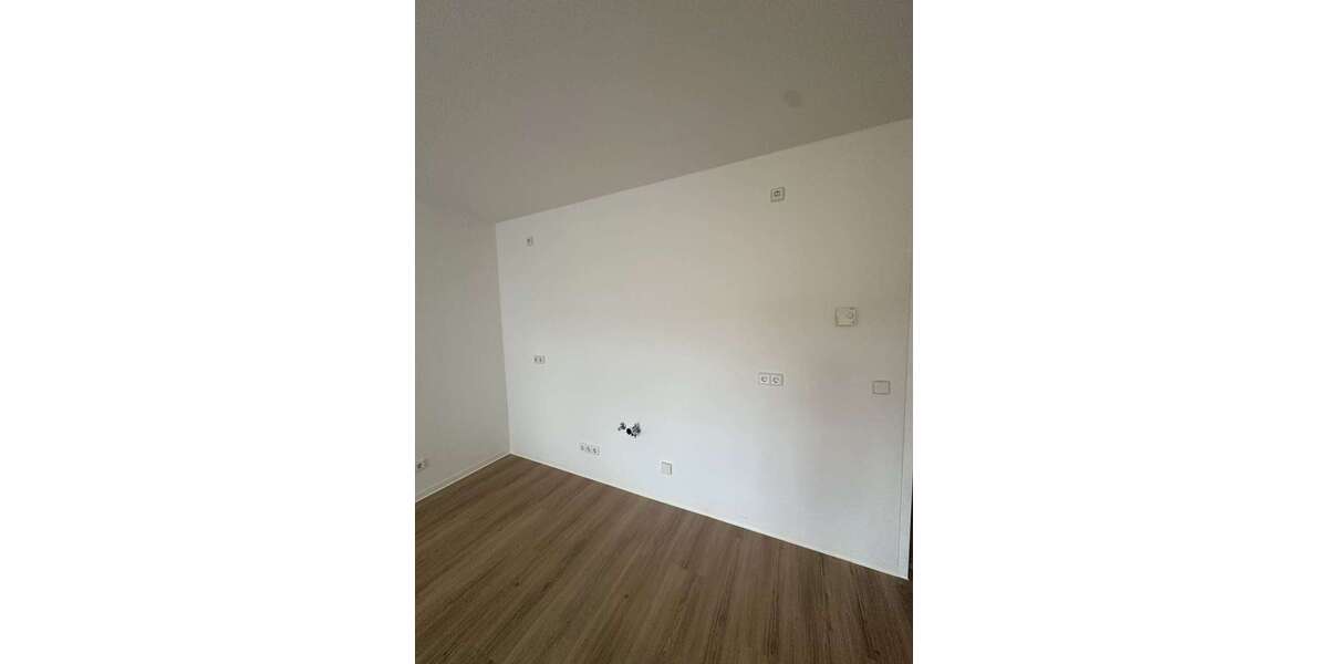 4-Zimmer-Wohnung mit Balkon, offener Küche, Gäste-WC 4 zimmer