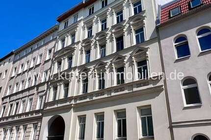 Wohnung zum Mieten in Halle 541 € 54.1 m² 2 zimmer