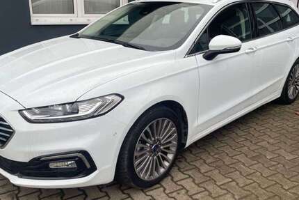 Ford Mondeo 46.998 km 23.399 &euro; Leuna 06237