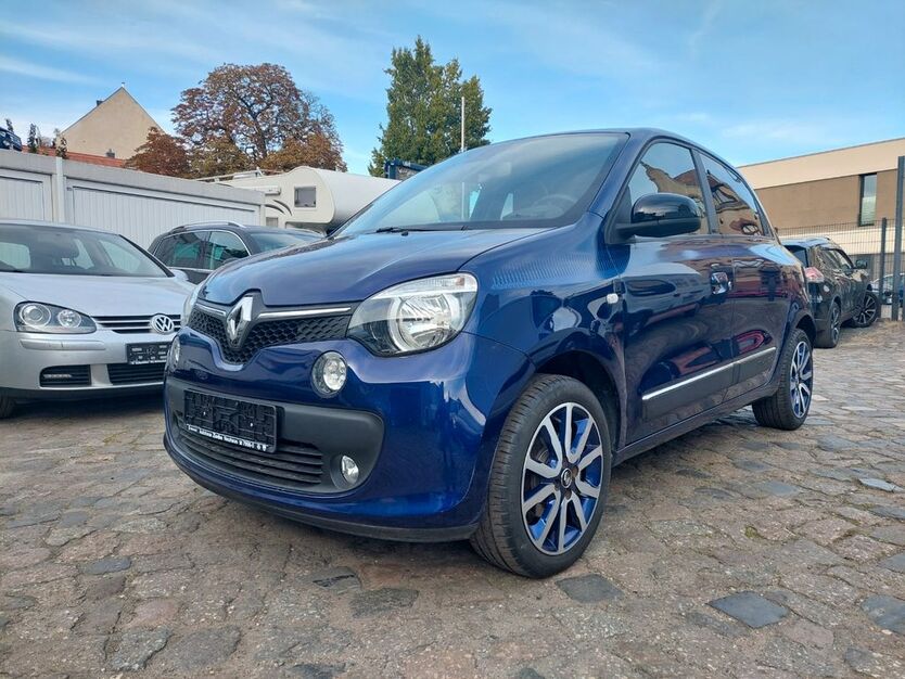 Renault Twingo 4.831 km 8.800 € Leipzig 04229
