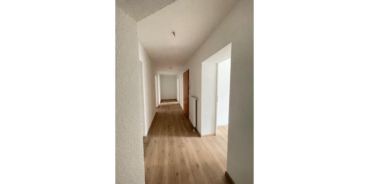 Erdgeschoßwohnung Halle (Saale) Damaschkestraße - 4 Zimmer, 88 m&sup2;, 760&euro; | Angebot:23420827