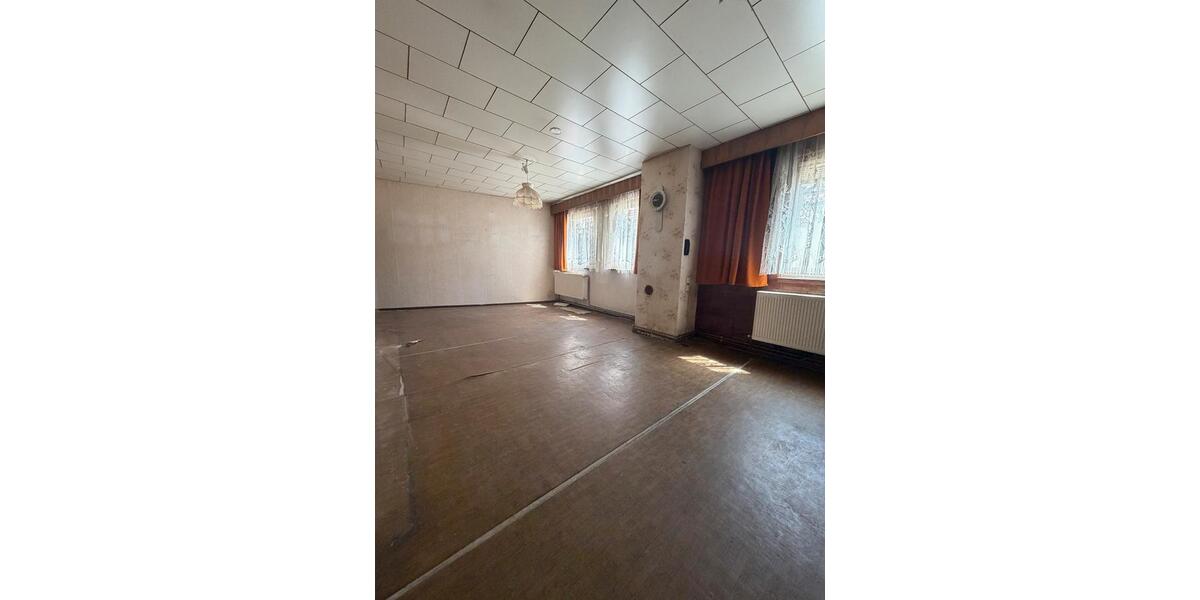 Einfamilienhaus Eisleben (Lutherstadt) - 4 Zimmer, 90 m&sup2;, 89.000&euro; | Angebot:26446763