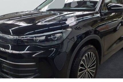 VW Tiguan 23.341 km 35.920 &euro; Halle (Saale) 06110