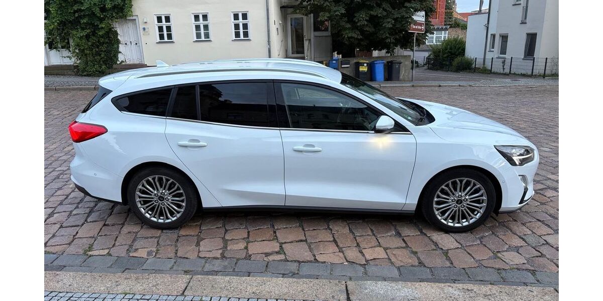 Ford Focus 157.078 km 13.500 &euro; Bad Dürrenberg 06231