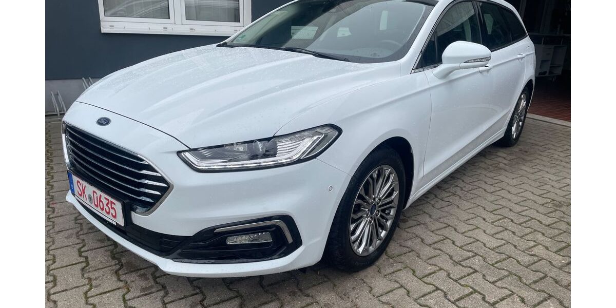 Ford Mondeo 55.998 km 22.599 &euro; Leuna 06237