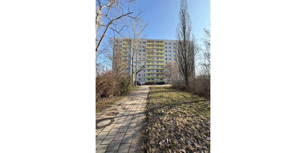 Etagenwohnung Halle Halle-Neustadt - 4 Zimmer, 73 m&sup2;, 540&euro; | Angebot:25324388