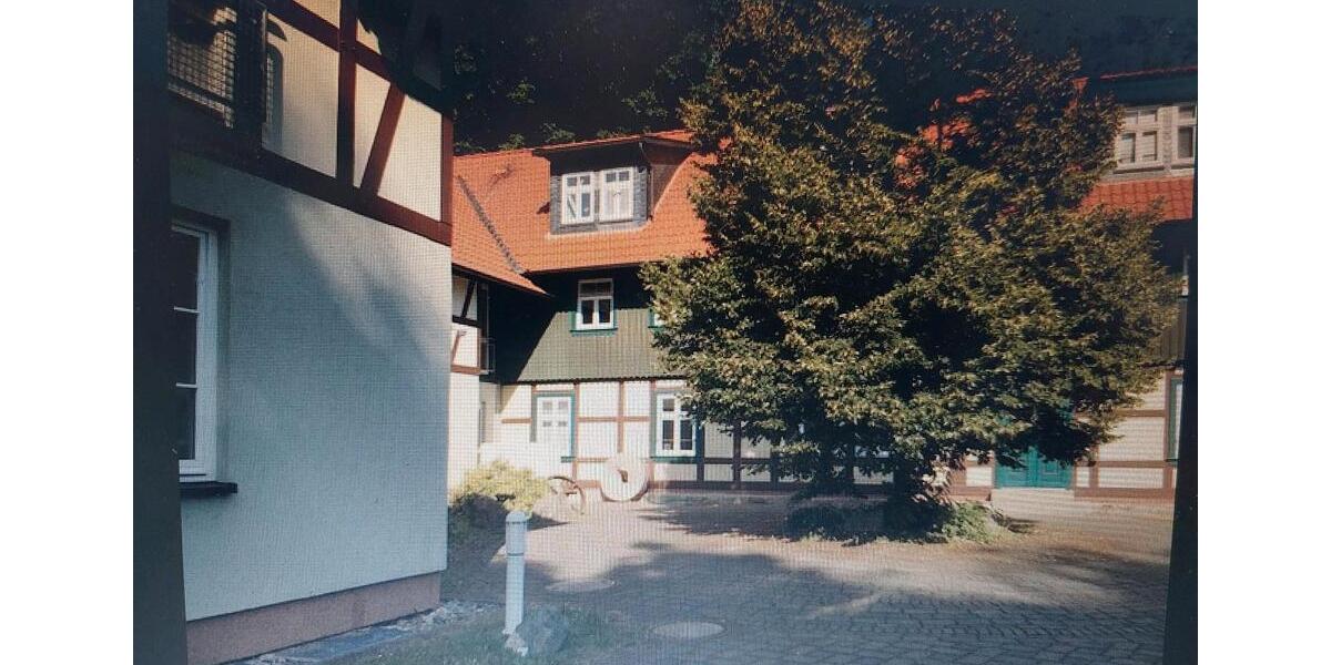 Erdgeschoßwohnung Halle (Saale) Damaschkestraße - 1 Zimmer, 18 m&sup2;, 384&euro; | Angebot:25362578