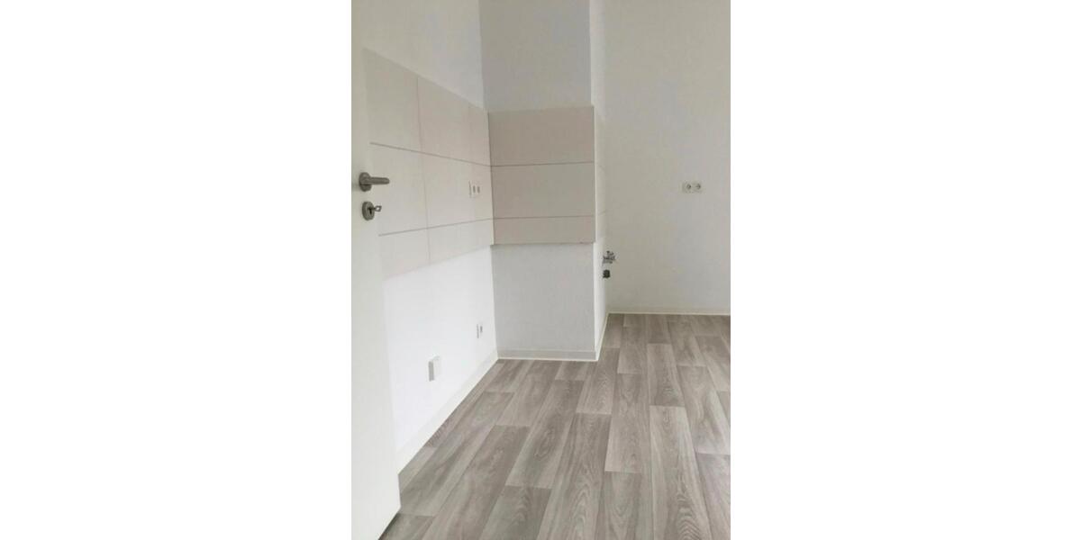 Erdgeschoßwohnung Halle (Saale) Damaschkestraße - 2 Zimmer, 49 m&sup2;, 600&euro; | Angebot:26428994