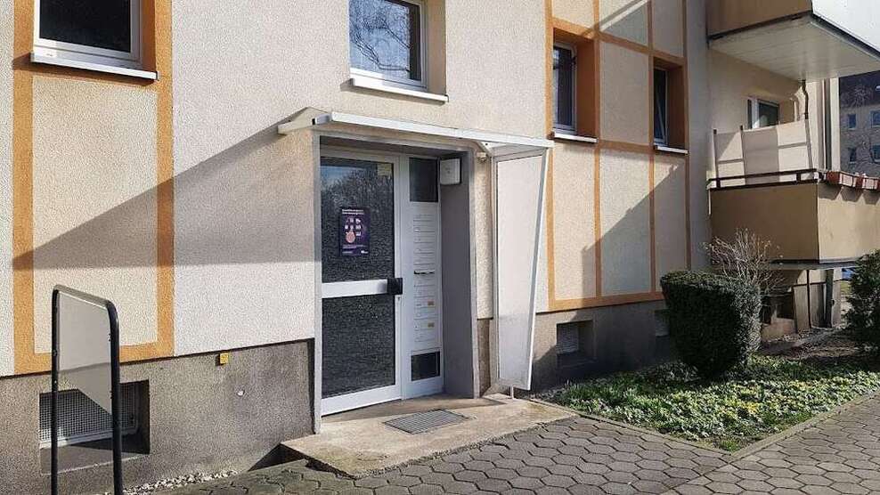 Wohnung zum Mieten in Merseburg 293 € 48.83 m²