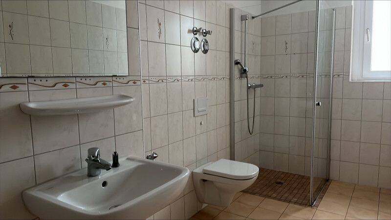 Etagenwohnung Halle (Saale) Damaschkestraße - 2 Zimmer, 69 m&sup2;, 552&euro; | Angebot:26816872