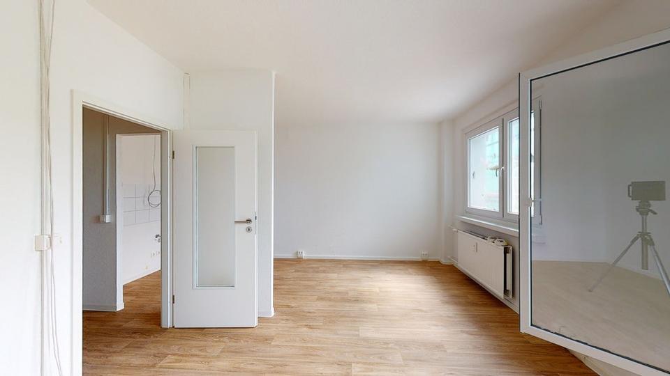 2-Raum-Wohnung mit tollem Ausblick Richtung Heide zimmer