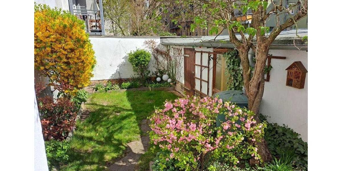 Etagenwohnung Halle (Saale) Damaschkestraße - 3 Zimmer, 74 m&sup2;, 550&euro; | Angebot:26122901
