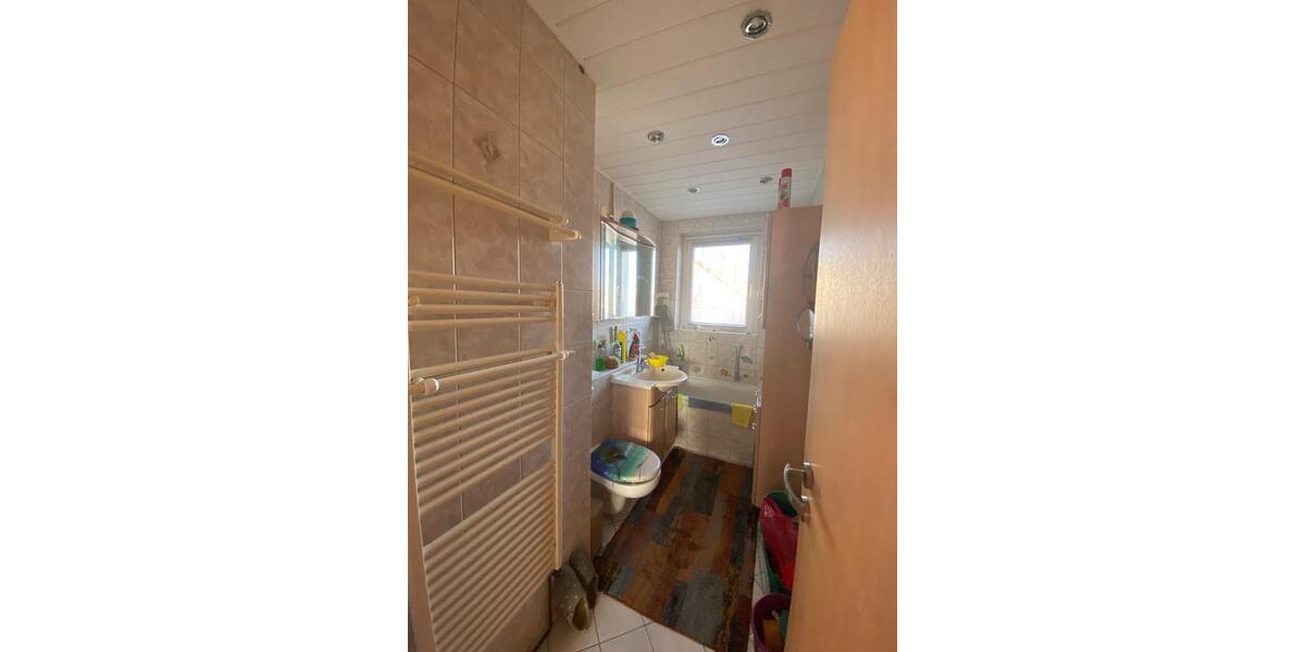 Etagenwohnung Halle (Saale) Frohe Zukunft - 4 Zimmer, 68 m&sup2;, 135.000&euro; | Angebot:27662257