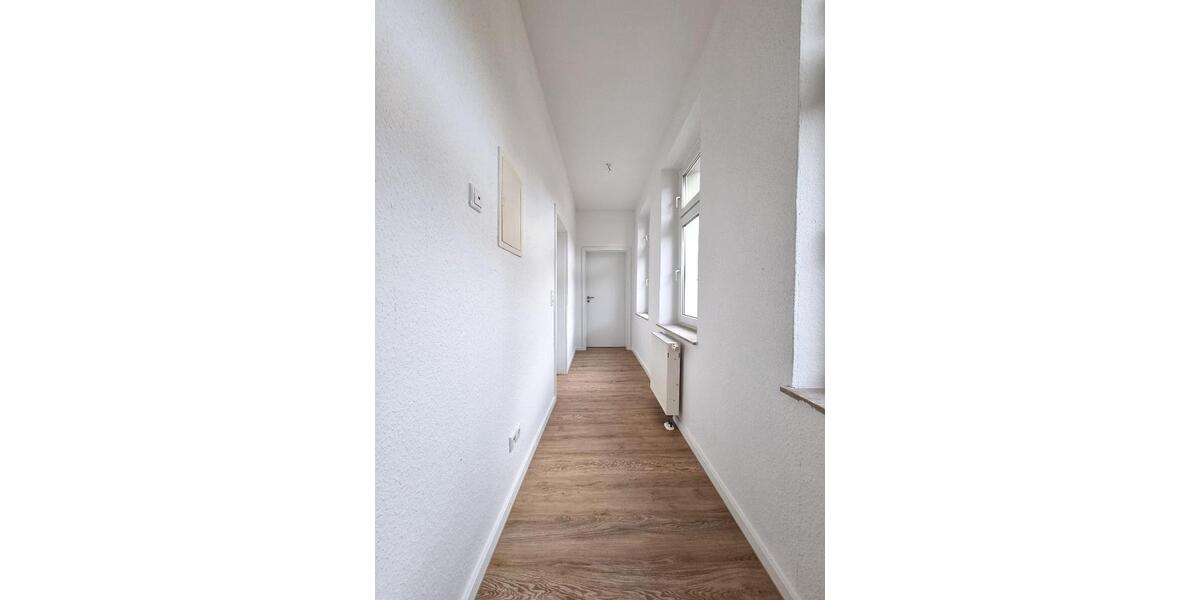 Etagenwohnung Köthen (Anhalt) - 2 Zimmer, 70 m&sup2;, 385&euro; | Angebot:25977963