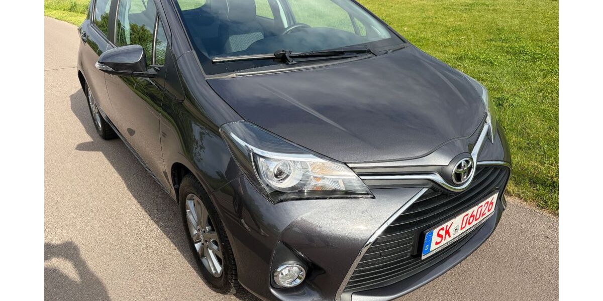 Toyota Yaris 73.000 km 8.999 &euro; HALLE 06116