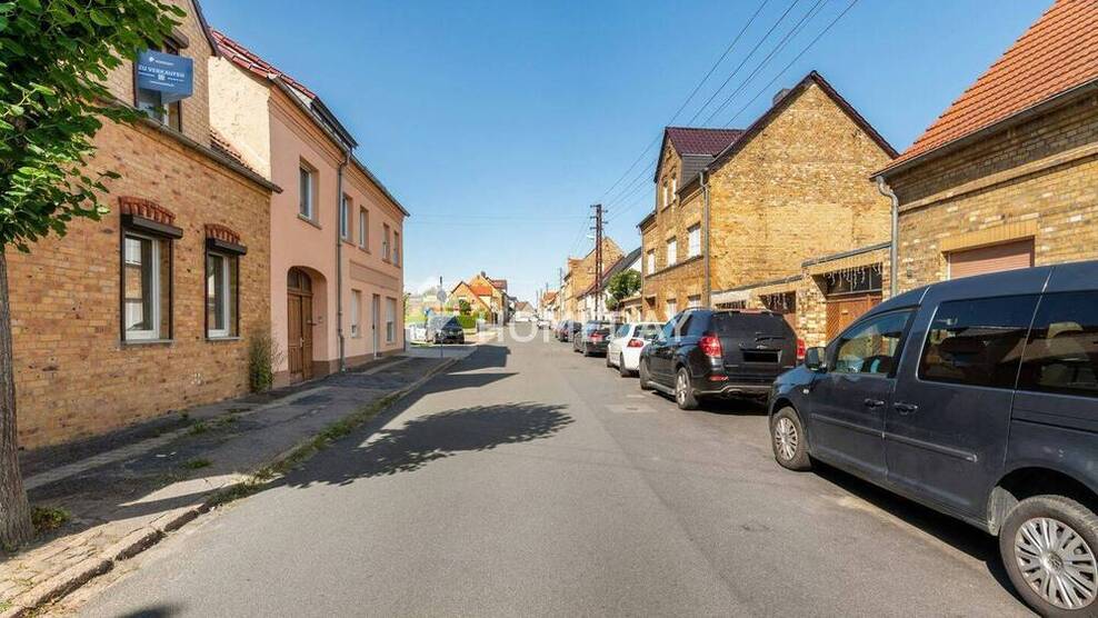Einfamilienhaus mit Scheune, Garten, Charme und viel Potenzial - Ihr Projekt mit Zukunft