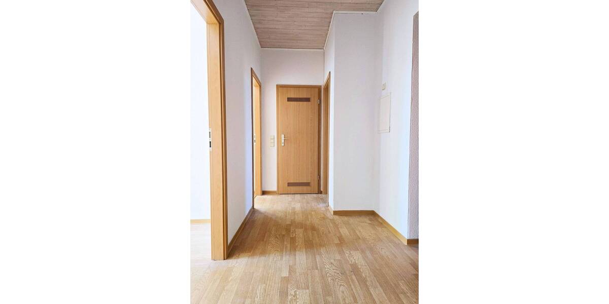 Etagenwohnung Köthen (Anhalt) Köthen - 4 Zimmer, 80 m&sup2;, 450&euro; | Angebot:26289809