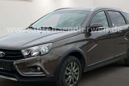 Lada Vesta 47.557 km 6.999 &euro; Sandersdorf-Brehna 06796