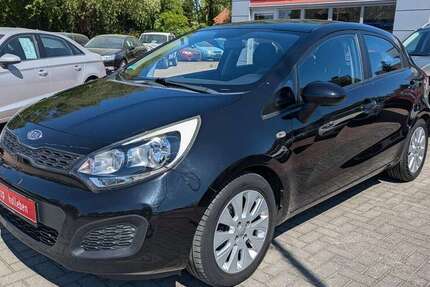 Kia Rio 92.000 km 5.990 &euro; Holleben 06179