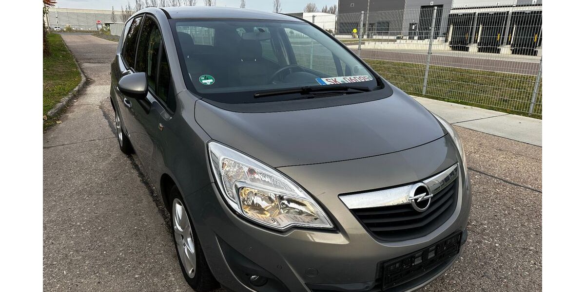 Opel Meriva 284.000 km 2.499 € HALLE 06116