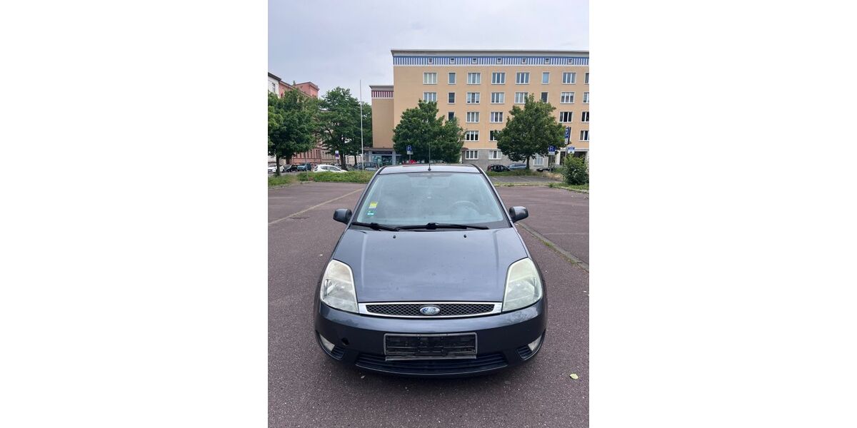 Ford Fiesta 150.050 km 1.550 &euro; Halle Saale 06110