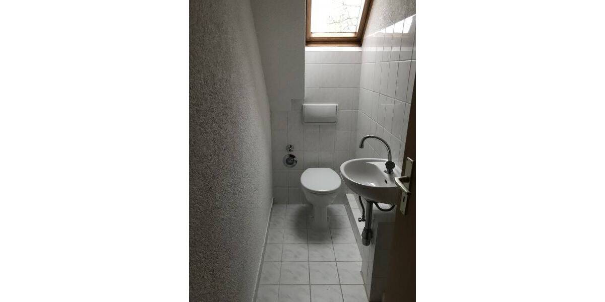 Etagenwohnung Bad Dürrenberg - 3 Zimmer, 58 m&sup2;, 368&euro; | Angebot:26879008